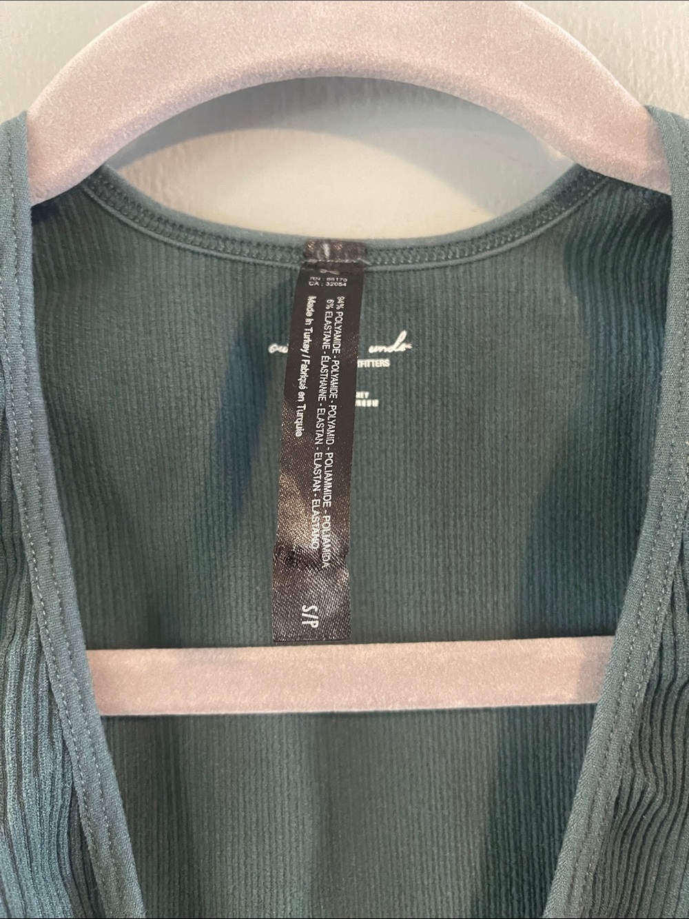 Out From Under Ribbed Top size Small - Picture 2 of 4